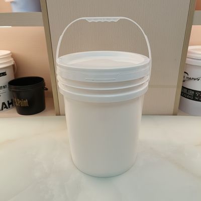 Un cubo de plástico de 20 litros con tapa libre de BPA