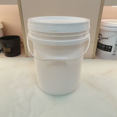 Agricultura Material de PP Cubo de plástico de 25 litros con tapa apilada