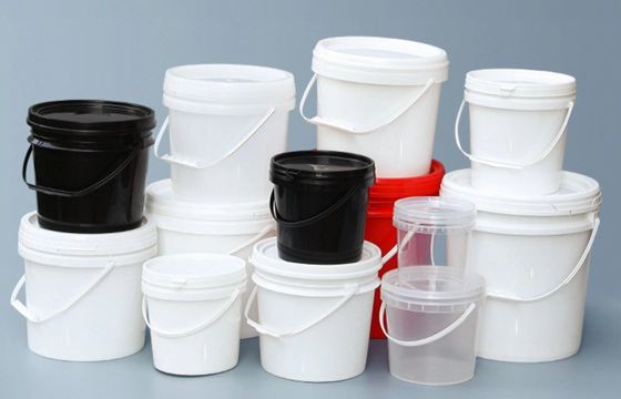 Cubo de pintura de chorro Cubo de fertilizante de plástico con cierre seguro
