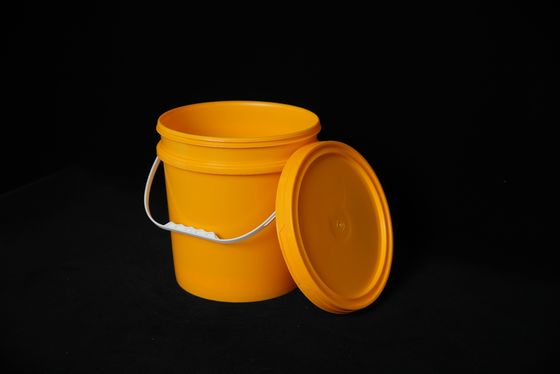 Cubo de plástico de 20 litros con tapa para almacenamiento polivalente