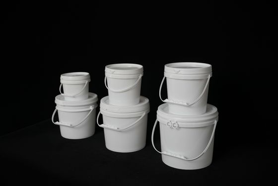 Cubo de plástico de 20 litros con tapa para almacenamiento polivalente