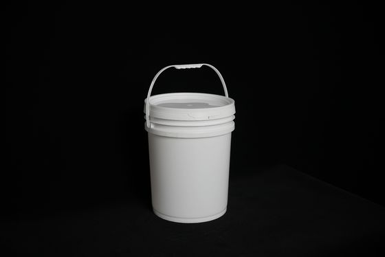 Cubo de fertilizante redondo de PP con protección contra la corrosión mango resistente limpieza fácil